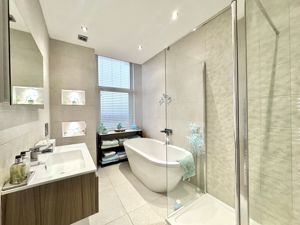 Photo 8- click for photo gallery